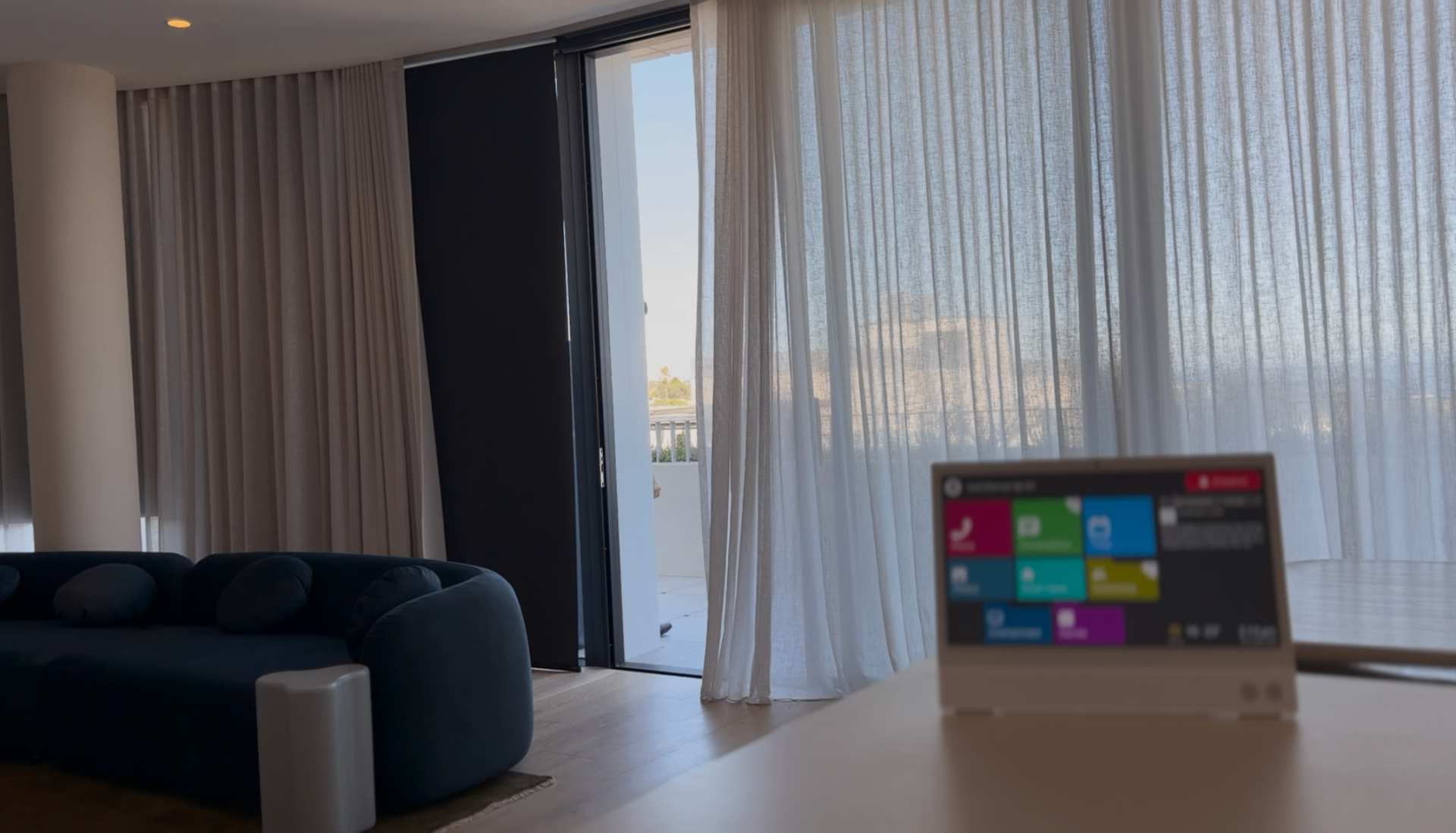 Smart blinds and CareHub blinds control screen