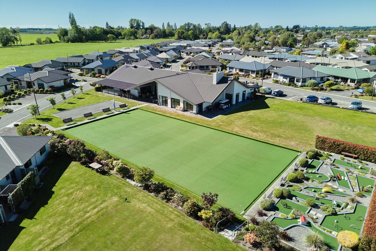 McKenzie Lifestyle Village - charming homes with colourful gardens